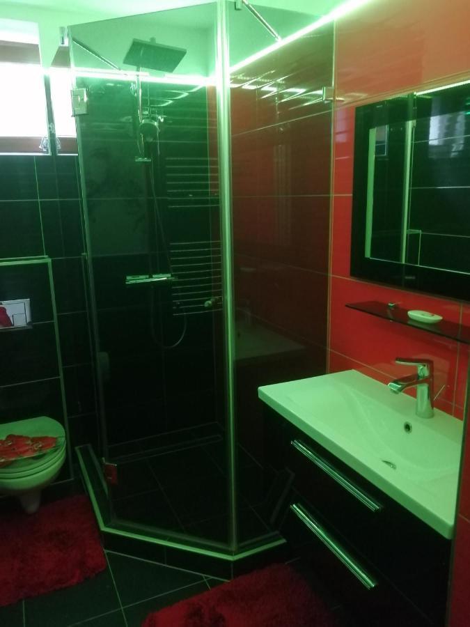 Matyas Apartman Tata Εξωτερικό φωτογραφία
